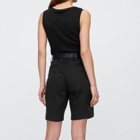 GAP Black Twill Downtown City Shorts Cuffs 11” Inseam Flat Front Belt Loops Sz 6 - Picture 8 of 12